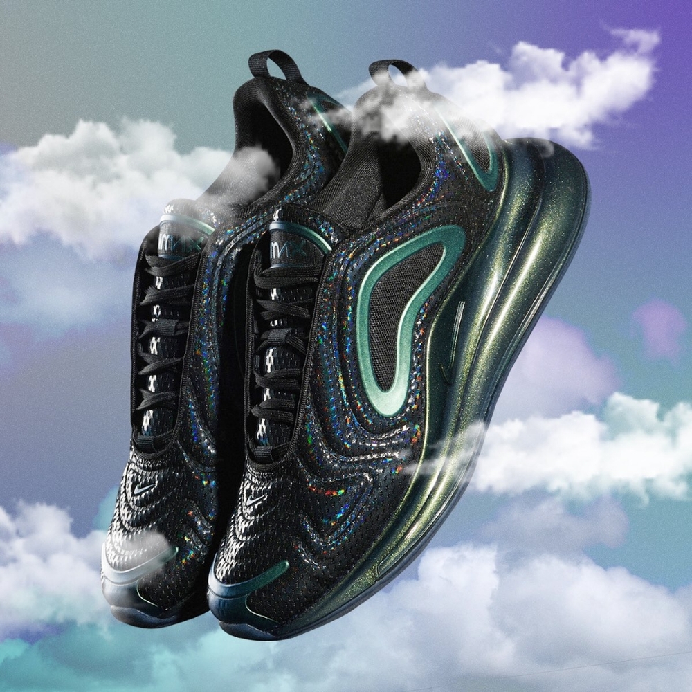 Like NEW Nike Air Max 720